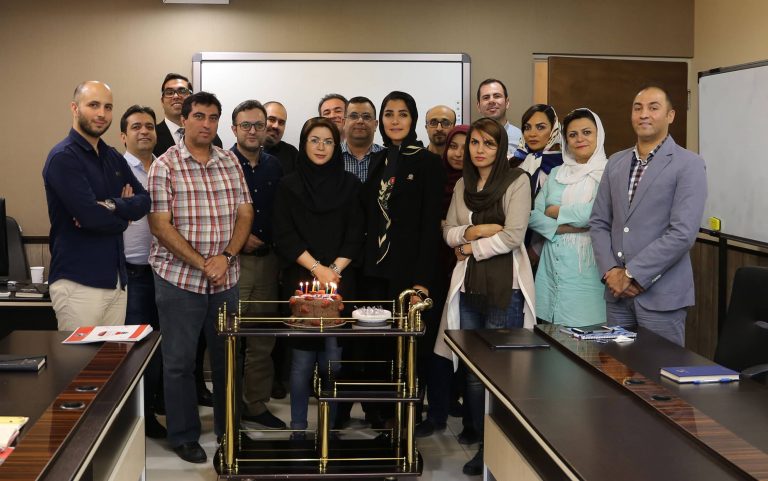 اولین جلسه دوره جامع دیجیتال مارکتینگ به همراه پروژه عملی مورخ 7شهریور ماه باحضور مهندس توانا عسگری و دکتر افشین مقدم برگزار شد.