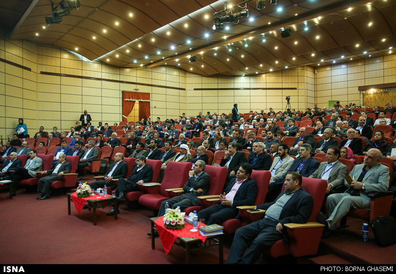 همایش بین‌المللی فرصتهای توسعه اقتصادی و جذب سرمایه استان تهران برگزار شد