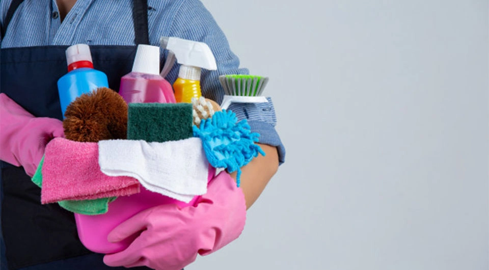 ایدههای کسب و کار مواد شوینده و بهداشتی 2 Toxic Cleaners Destroying ezgif.com jpg to webp converter