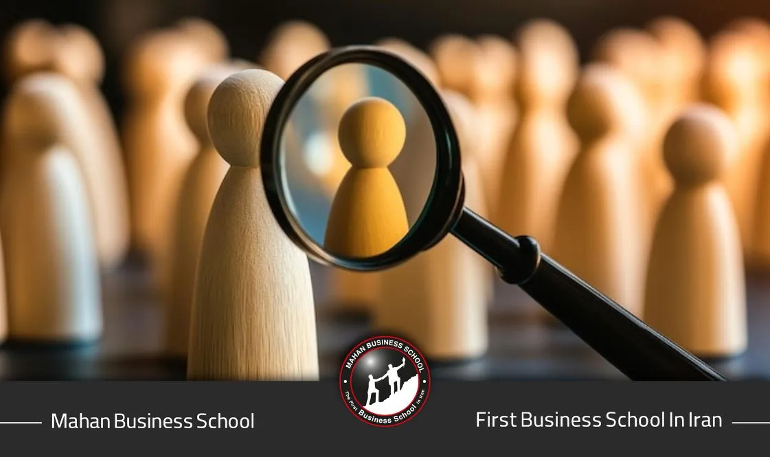 فرآیند جذب و استخدام نیروی منابع انسانی شامل مجموعهای از مراحل است که به سازمانها کمک میکند تا افراد مناسب با مهارتها و تجربیات لازم را برای پستهای شغلی مختلف جذب کنند. این فرآیند از جذب اولیه تا انتخاب نهایی و پذیرش فرد در سازمان ادامه مییابد.