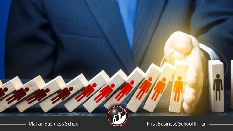 بحران انسانی و چالش‌های کارکنان