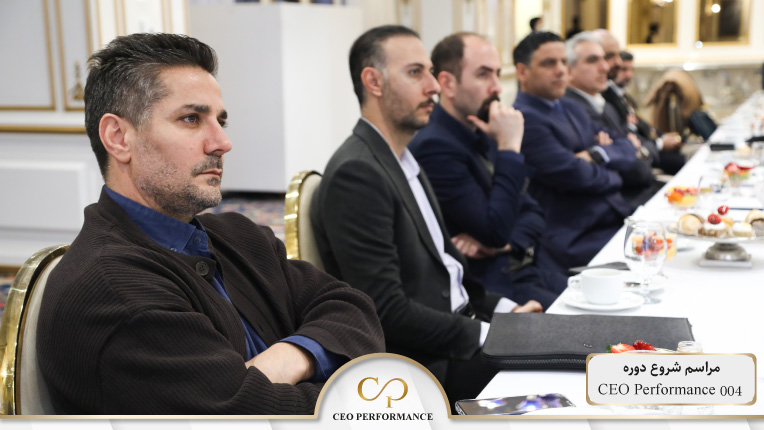 تاکید بر تیمسازی و ساخت سیستم توسط مدیران عامل